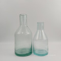 Vase en verre de recyclage bleu clair pour le mariage